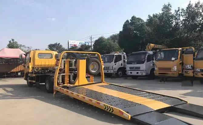 南明区汽车中途维修案例